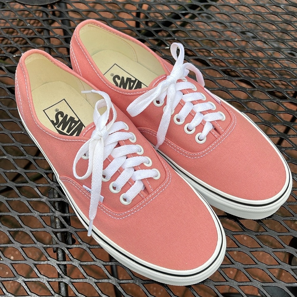 Vans Authentic Rosette & White Skate Shoes Size 8 Dusty Rose Pink Color - Picture 17 of 17